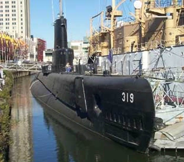 USS BECUNA (SS-319)